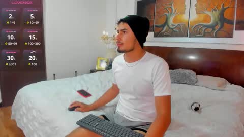  Valentinos  online show from September 26, 8:50 pm