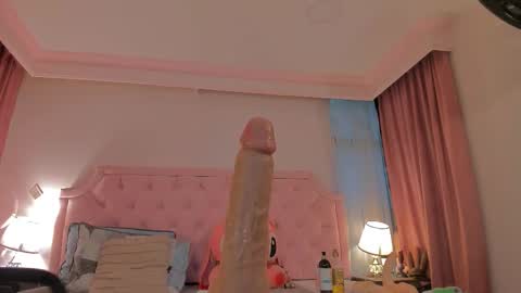 Vale Toro  online show from March 25, 2:02 pm