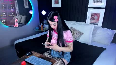 Valeria online show from July 9, 6:45 pm
