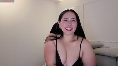 valeria_vg online show from June 11, 11:19 am