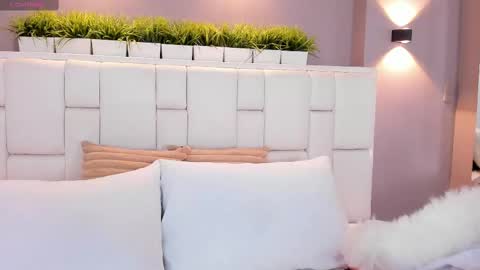 Snapshot of valeriagarciax chatting on March 6, 12:09 pm ValeriaGarciax online show from March 6, 12:09 pm