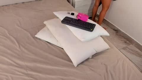 Valeria online show from June 4, 1:17 pm