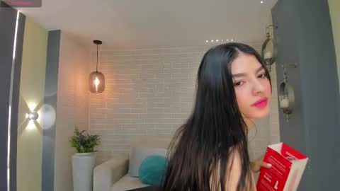 VALERIA ROSSI  online show from February 16, 12:03 pm