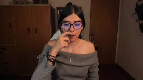 Val  online show from January 15, 3:11 am