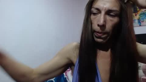 valerie_rousse online show from February 17, 10:05 pm