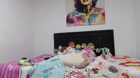 valerie_rousse online show from March 5, 12:49 am