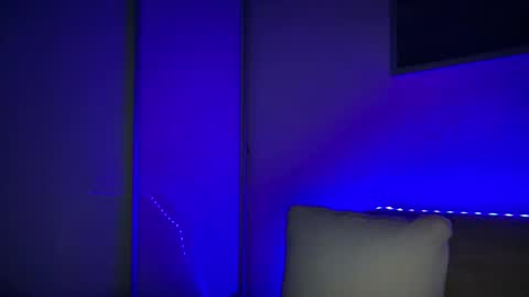 Valerie  online show from January 12, 8:05 pm