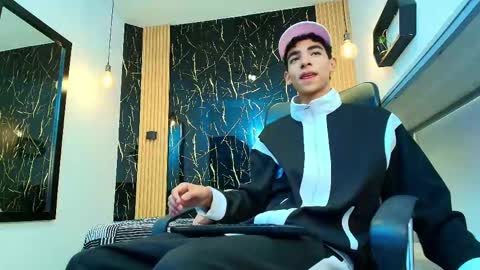 VALERIO  online show from April 17, 3:09 am