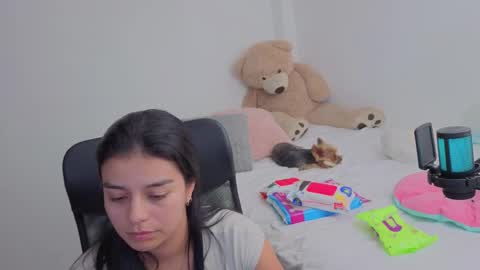 Juli C online show from March 22, 12:47 am