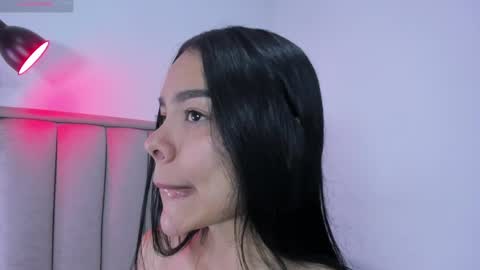 Cris  online show from April 19, 1:34 pm