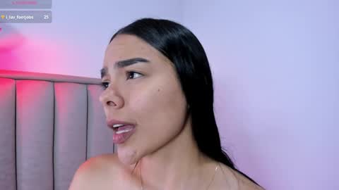 Cris  online show from April 24, 3:58 pm