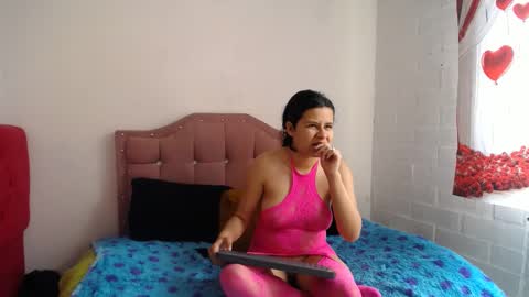 Snapshot of valery_hot_bg chatting on October 10, 5:19 pm valery_hot_bg online show from October 10, 5:19 pm