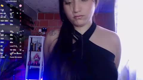 valery_moon24 online show from July 21, 8:11 pm
