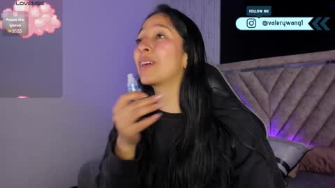 Val online show from December 4, 11:54 am