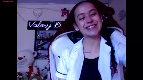 B V Naughty online show from November 10, 6:21 pm