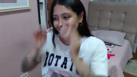 valevicious online show from February 17, 7:55 pm