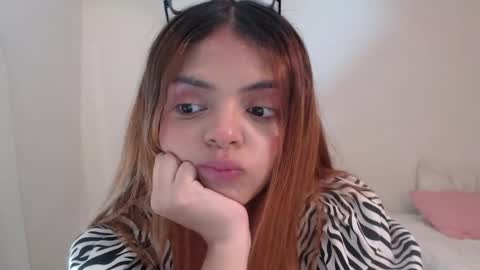 VALIENTE  online show from April 3, 2:51 am