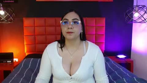 Valkirye  online show from March 18, 11:38 am