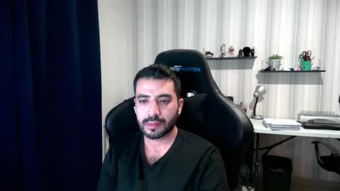 Roberto Carlos online show from October 28, 1:06 am