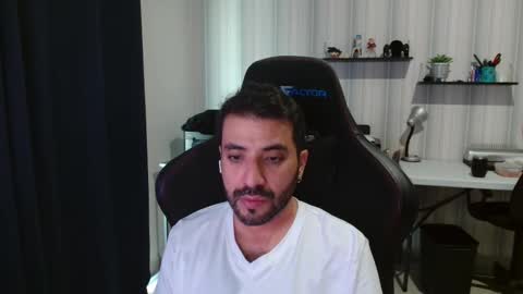 Roberto Carlos online show from November 22, 10:07 pm