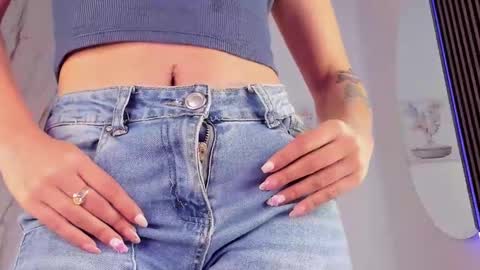 Vallolet Peach  online show from February 3, 12:09 pm