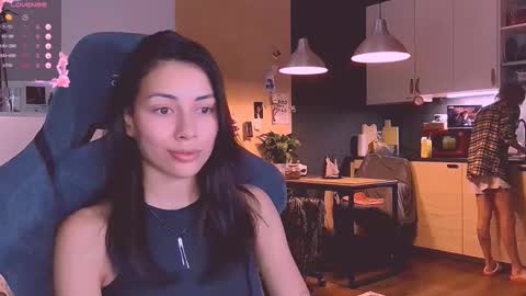 Snapshot of valorant_girl chatting on October 21, 5:27 pm Little Devil online show from October 21, 5:27 pm