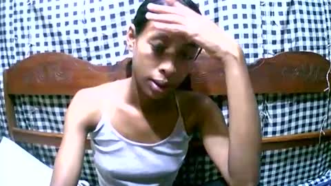 valysexyhot online show from April 14, 7:00 am