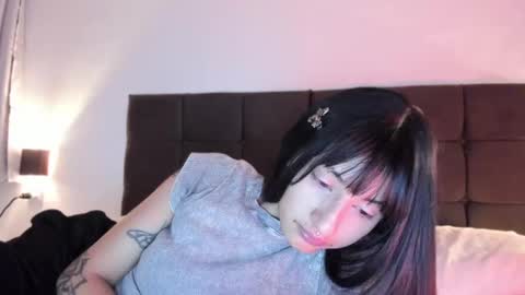 Babi Alu online show from November 2, 1:27 am