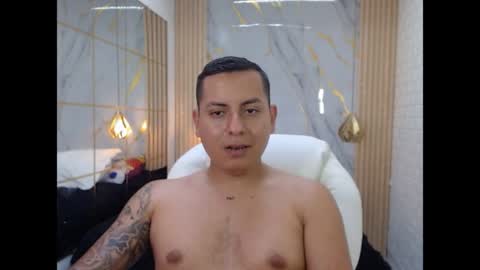 vanessa online show from June 9, 7:13 pm