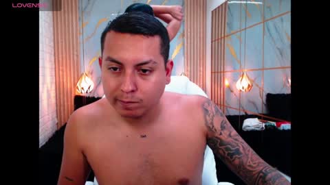 vanessa online show from April 7, 7:38 pm