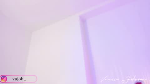 vanessajohnsonn online show from March 9, 3:11 am