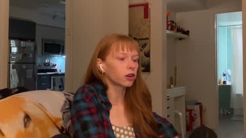 Snapshot of vanessapark chatting on December 17, 1:18 am Vanessa online show from December 17, 1:18 am