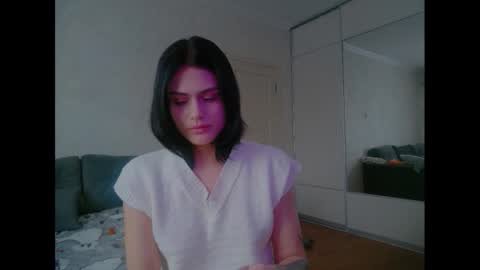 vanessatenderness online show from January 9, 7:58 am