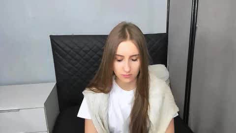 VanessaTrue online show from February 8, 9:02 am