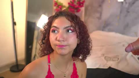 vanilla_hot_ online show from November 15, 2:07 pm