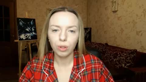 VanillaMuffin online show from March 2, 6:37 am