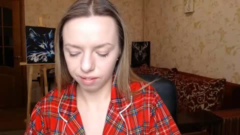 VanillaMuffin online show from March 7, 7:30 am