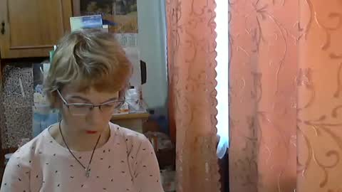 Vanillaxcreamy online show from December 17, 10:00 am