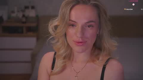 Sophie online show from January 31, 11:57 pm