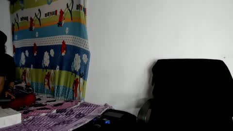 vannellope_vladimir online show from May 14, 3:43 pm