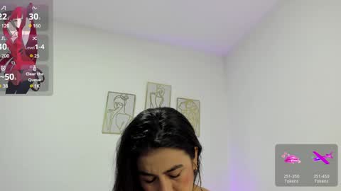 Snapshot of vannhesa chatting on December 12, 8:43 pm Vannhesa online show from December 12, 8:43 pm