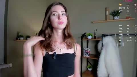Charline online show from June 10, 8:08 pm