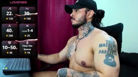 vanvelckan_ online show from September 26, 4:53 am