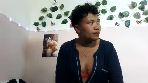 Vayannah online show from June 11, 11:19 am