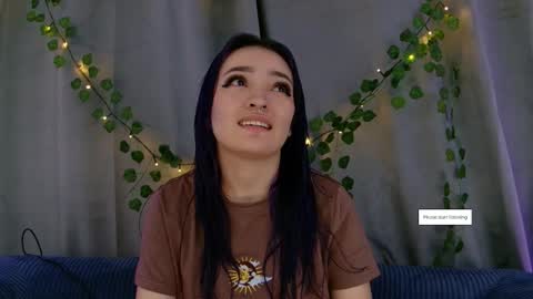 Vayolett online show from December 22, 3:57 am