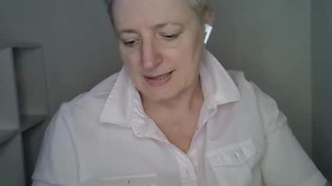 vea_motty online show from March 6, 3:44 pm