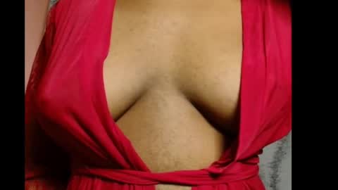 vee62 online show from June 13, 2:55 am