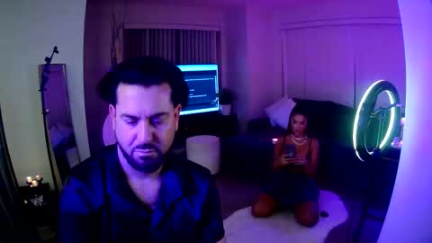 VeeDeeDuo online show from November 22, 10:35 am