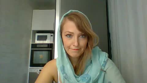 Veessa online show from April 25, 3:20 pm