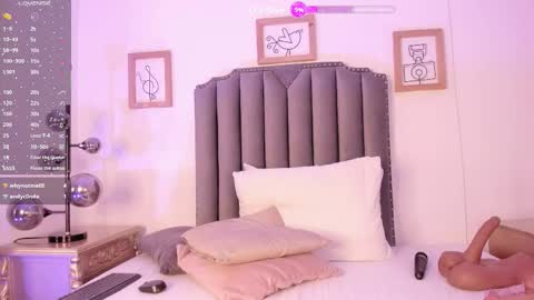   online show from November 16, 12:18 pm